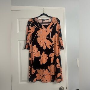 New The Limited long sleeve floral dress